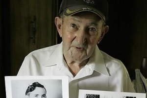 [부고] 2차대전 ‘종전의 키스’ 男주인공 86세로