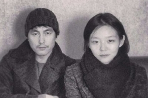 이솜 정우성 인증샷, ‘어색 분위기’ 보는 사람까지 불편해지는 사진