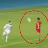 절묘하게 들어가는 ‘환상적인’ 자책골 화제
