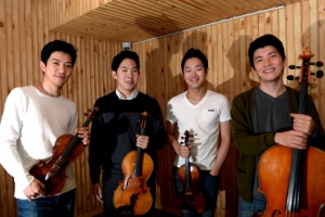 “담담히 연주해 좋은 성과… 음악 접근하는 법 알아가는 듯”