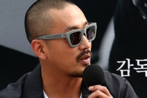 하정우, 오사카 아시안영화제서 신인 감독상