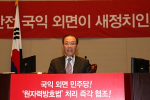 황우여 “안철수, 오늘 본회의서 토론하자”