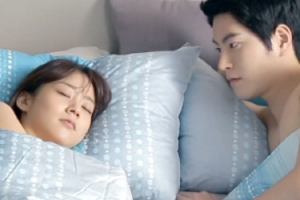 ‘여자만화 구두’ 마지막회, 한승연 홍종현 침대 위 달달 로맨스