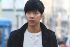 고아라 촬영장 포착, 미소 하나로 ‘올킬’ 이승기-차승원 사이 “진정한 꽃”