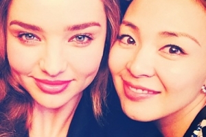 야노 시호, 미란다 커와 인증샷 ‘추사랑 엄마의 놀라운 인맥’