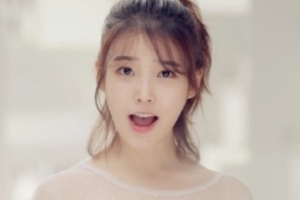 하이포 ‘봄 사랑 벚꽃 말고’ 피처링-작사 아이유 ‘뮤비 속 청순미모 폭발’