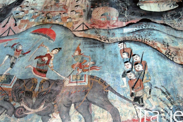 전쟁의 모습을 그린 왓 넝 브아의 벽화