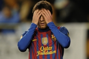 ’결정력·활동량 실종’ 고개 숙인 메시