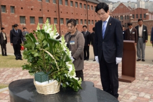 황교안 법무 “독립유공자 후손 지원은 국가의 책무”