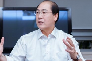 올 ‘컨 화물’ 1820만개 처리 목표… 글로벌 허브 항만 도약 ‘뱃고동’