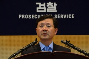 3급에서 잘랐다… 윗선 못 밝힌 ‘국정원 간첩조작’