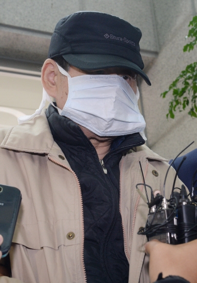 긴급체포된 청해진해운 대표 “드릴 말씀이 없다”