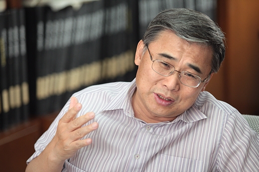 이종석 전 통일부 장관. 이종석 전 통일부 장관.