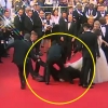 칸 영화제, 여배우 드레스 속으로 들어간 황당한 남성