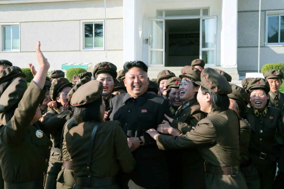 北 김정은, 연일 평북 군수공장 방문