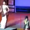 패션쇼에서 모델이 돌연 무대 아래로 사라진 이유는?