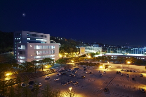 서울사이버대학교, 풍부한 장학금 혜택으로 교육비 부담 줄여