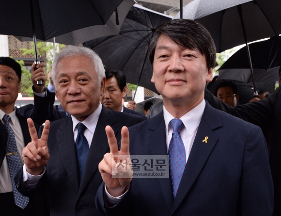 4일밤 어느 쪽이 축배 들까