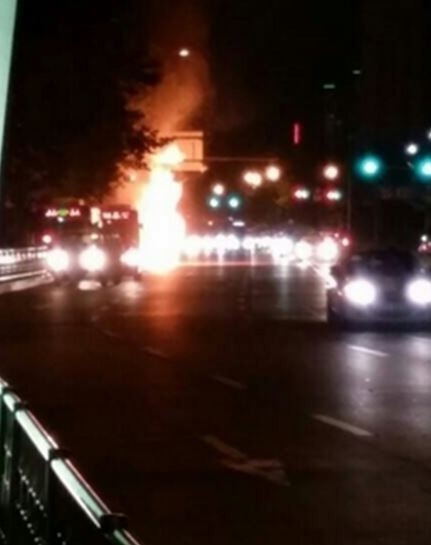 [속보] 상동역 버스 폭발, 뒷부분부터 ‘펑’…버스 폭발로 전소