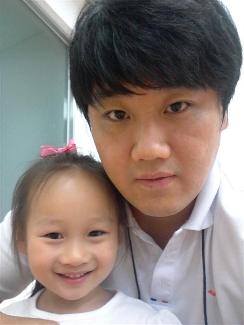 김세중씨와 딸.