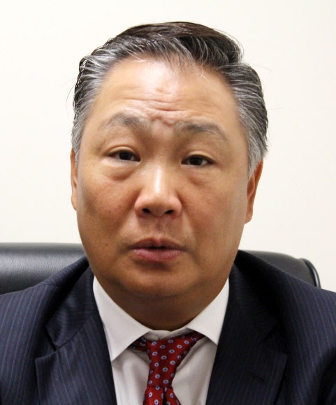 스티븐 김  연합뉴스