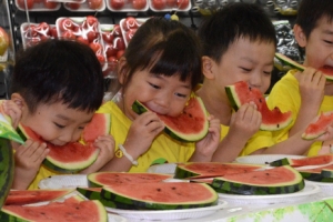 초복 더위 아사삭