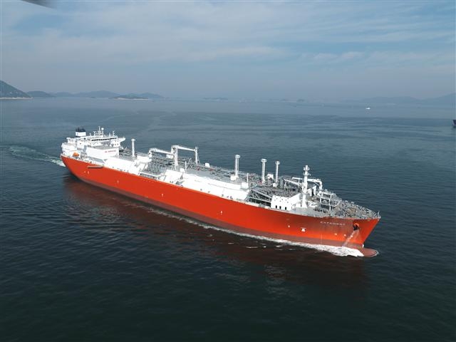 대우조선해양이 독자기술로 만든 LNG-RV(액화천연가스 재기화 선박).  대우조선해양 제공