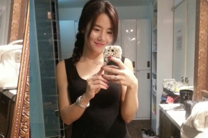 이연두 탈의실 셀카, 보정 없이 완벽한 몸매 과시