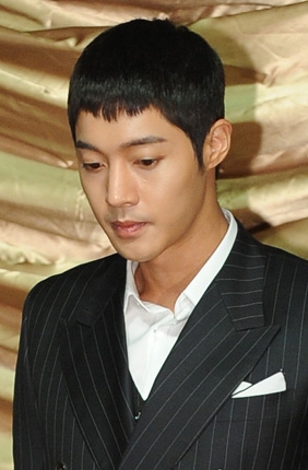 김현중