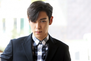 ‘대마초 흡연’ 탑, 보호대원 선정…“외박 등 영외활동 자제”