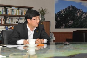 100% 라이브 진행, 무슨 민원 나올지 몰라요