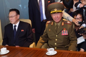 김정은 신변이상설 잠재우는 뜻도 숨어 있나?…남북관계 개선 공감 밝혀