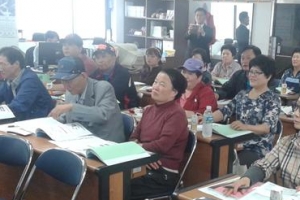 “고객에게 90도 인사, 프로 돼야 살아남죠”