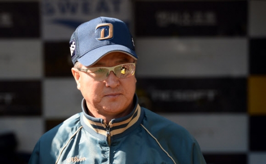 [프로야구] 패장 김경문의 반성 “팬들께 죄송… 이호준 홈런 위안”