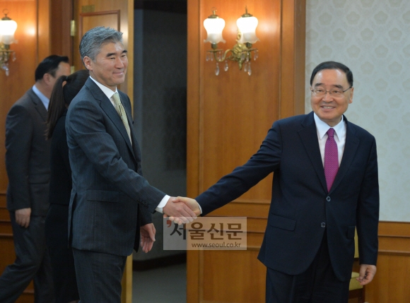 성김 美대사 이임 인사… 아쉬운 작별