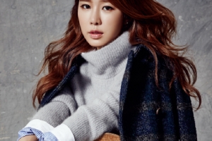 유인나 고혹미 물씬, 부츠의 여신 스타일링