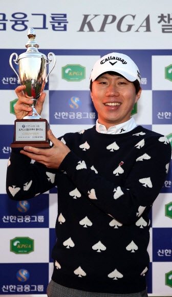 KPGA 우승한 김석현