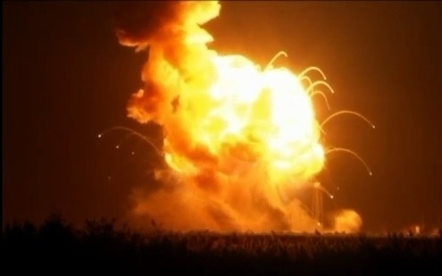 美 무인 화물로켓 폭발