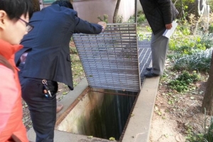여전히 불안한 경기… 곳곳에 부실 환풍구