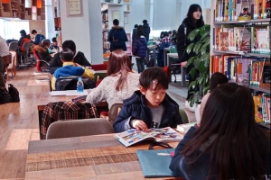 年 20만명 힐링쉼터 된 하늘도서관