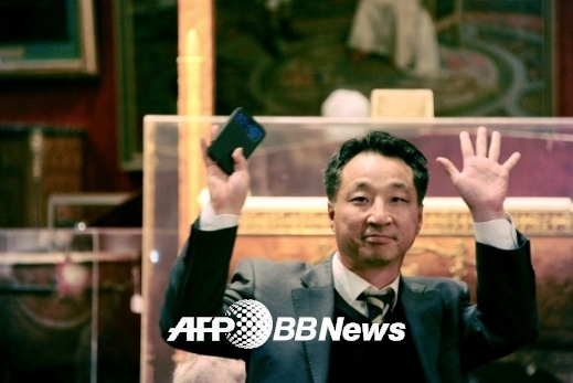 26억 원에 한국인에게 낙찰, 나폴레옹 모자 하림