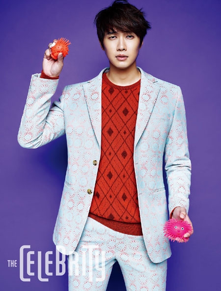 ‘배우 사춘기’를 맞은 지현우, 유쾌한 패턴룩 화보 공개
