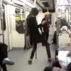 이란 여성 지하철에서 히잡 벗고 광란의 춤, 왜?