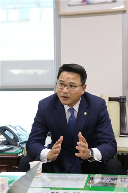 장정호 용산구의회 부의장