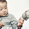 송일국 삼둥이 민국이 “얼룩말아, 요거 먹어~” 배려 돋는 옴므파탈