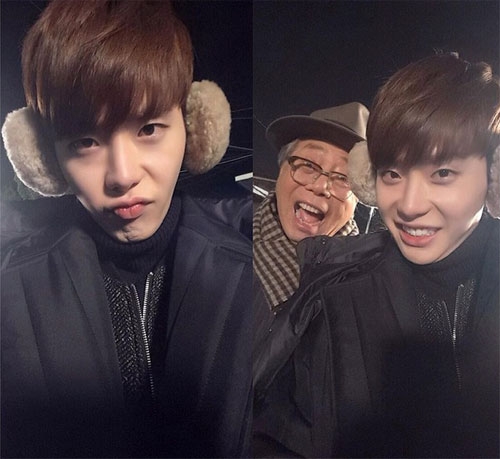 이종석 크리스마스 이브 셀카