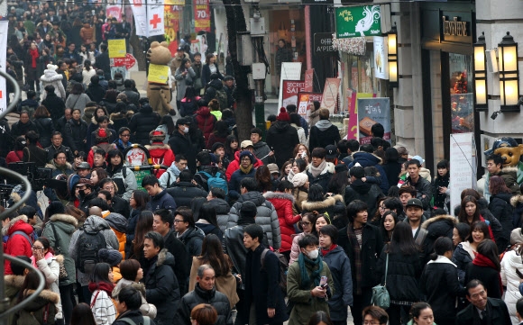 크리스마스 이브, 명동 인파