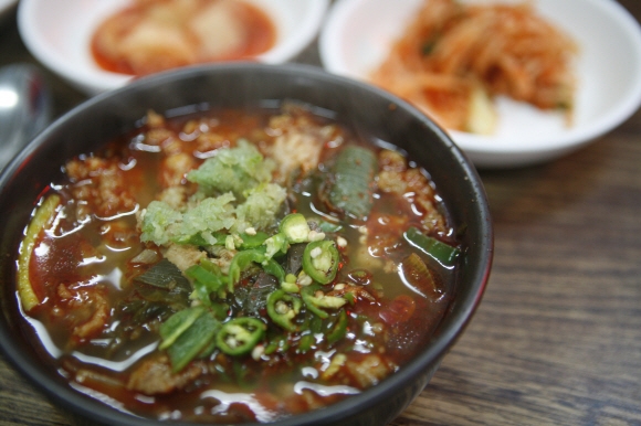 대구 현풍백년도깨비시장 수구레 국밥. 