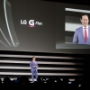 LG, CES서 ´LG G 플렉스2´ 깜짝 공개