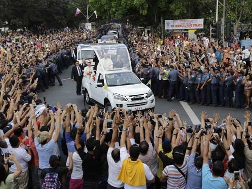 프란치스코 교황을 환영하는 필리핀 마닐라 시민들 AP/뉴시스